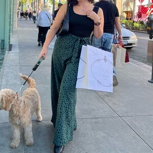 Flowy wide leg jumpsuit medium